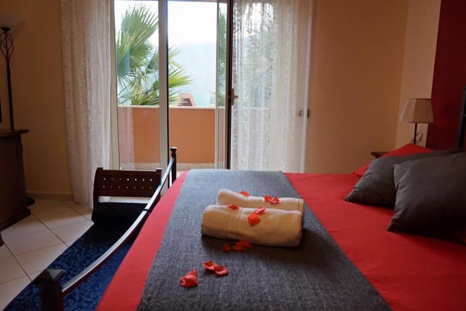 Park Hotel Paradiso بياتْسا أرمارِنا المظهر الخارجي الصورة