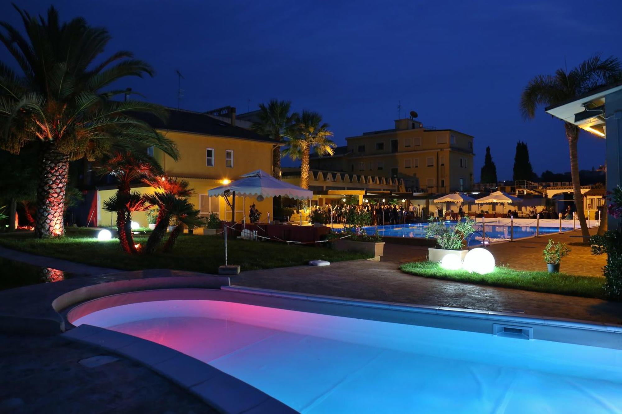 Park Hotel Paradiso بياتْسا أرمارِنا المظهر الخارجي الصورة