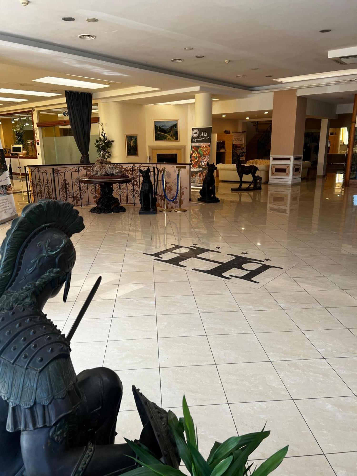 Park Hotel Paradiso بياتْسا أرمارِنا المظهر الخارجي الصورة