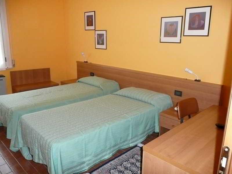 Park Hotel Paradiso بياتْسا أرمارِنا المظهر الخارجي الصورة